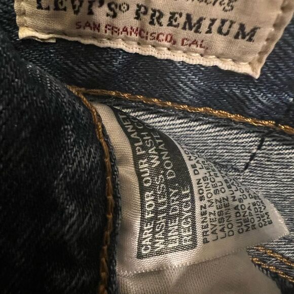 501® HIGH RISE WOMEN'S SHORTS Waist 28 - Picture 9 of 9